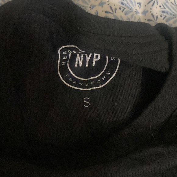 Black Short Sleeve Tee - Picture 3 of 4